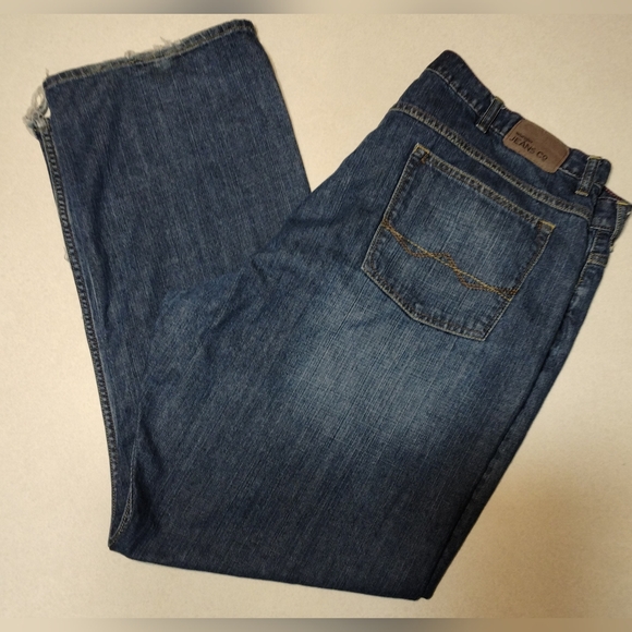 Wrangler Jeans Co. Men's 42 x 32 Relaxed Fit Bootcut Denim Blue Work Jeans Used - Picture 9 of 12